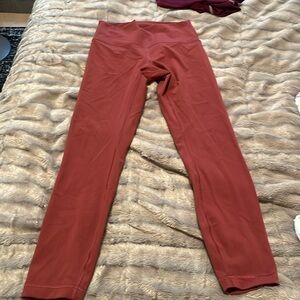 Luluemon Rust wonderunder leggings size 6 worn once